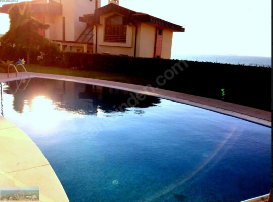 Gunluk Kıralık Vılla 6+2 Jakuzı Ozel Havuz Buyuk Bahcelı