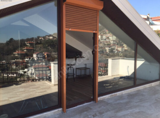 Boğaz Manzaralı İstanbul Sarıyerde 4 Oda 2 Suit Günlük Kiralık