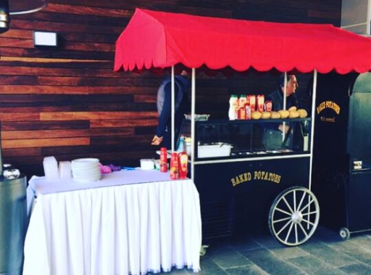 Kumpir Sokak Satıcısı