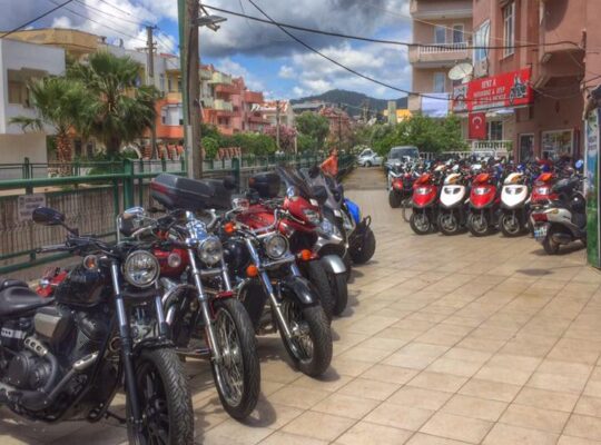 KİRALIK MOTOSİKLETLER