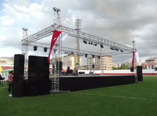 SAHNE, PLATFORM VE TRUSS KİRALAMA