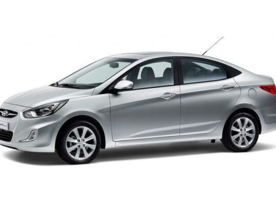 Kiralık Hyundai Accent Blue