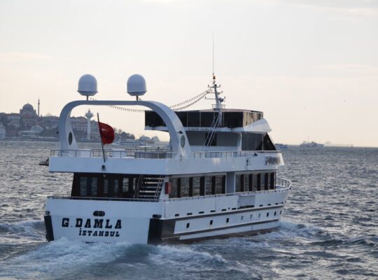 KİRALIK TEKNE GÜMÜŞ DAMLA