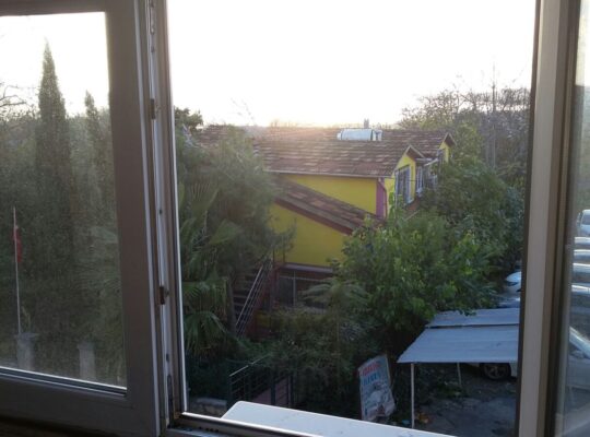 CENNET MAH.TURGUTREİS CADDESİNDE…