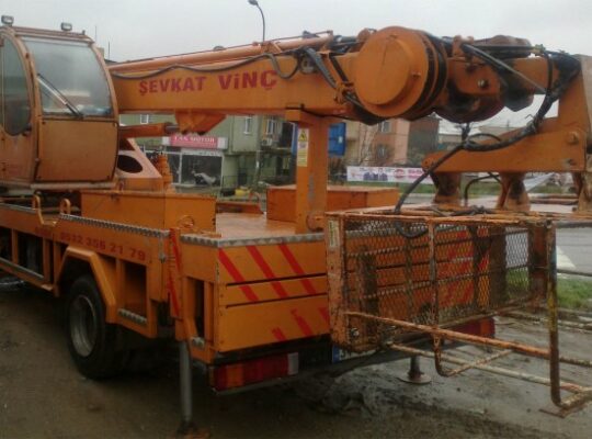Kiralık 24 Metre Sepetli Vinç Kiralama