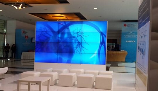 Fuar Organizasyonları İçin Ekran Kiralama