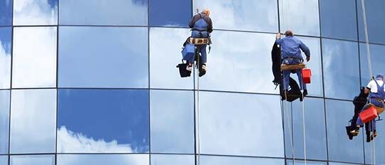 Dış Cephe Cam ve Kaplama Temizliği