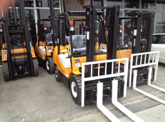 Kiralık 3 Ton 3 Metre Sıfır Forklift