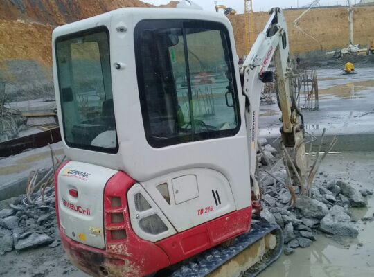 2 tonluk kırıcılı istanbul ve çevresinde kiralıktır