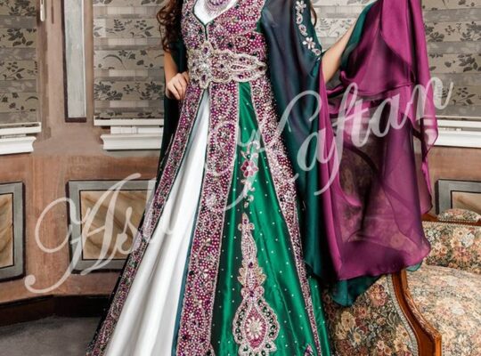 Kırmızı İşlemeli Bindallı Kiralama