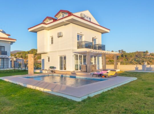 Fethiye Koca Çalışta Denize 500 mt Mesafede Özel Havuzlu Villa Kiralama
