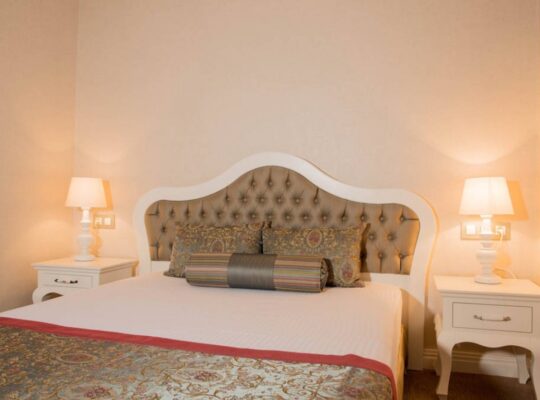 Fethiye Çalışta 2+1 Plaja Sıfır Lüks Tatil Evleri Kiralama