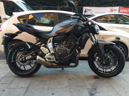 Yamaha MT07