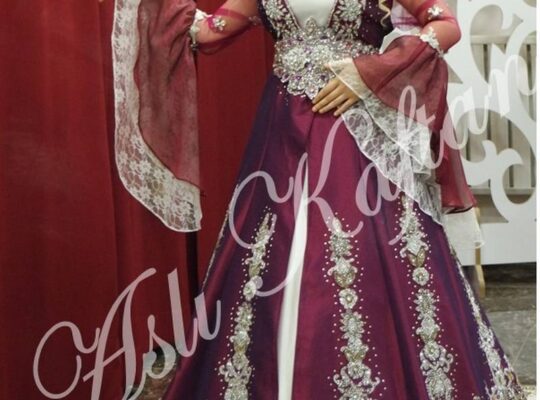 Mürdüm Rengi Bindallı Kiralama