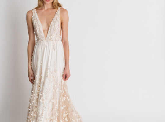 ALEXANDRA GRECCO – Iris Çiçekli Gelinlik Kiralama