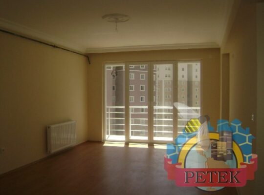 BEYLİKDÜZÜ BEYKENTTE YEŞİLKENT YAKINI HAVUZLU DAİRE