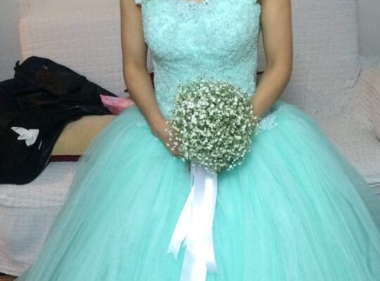 su yeşili nişanlık