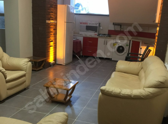 Çarşıda eşyalı daire