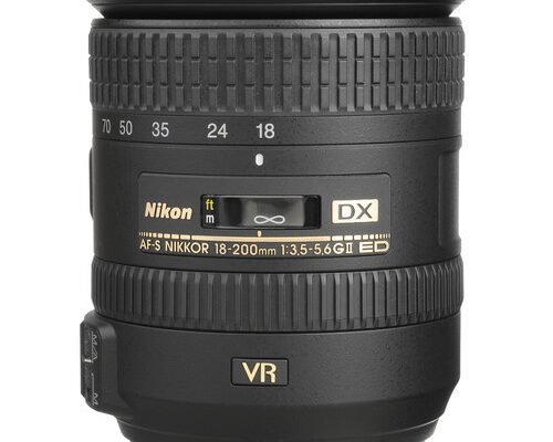 Nikon AF-S DX NIKKOR 18-200mm f/3.5-5.6G ED VR II Lens