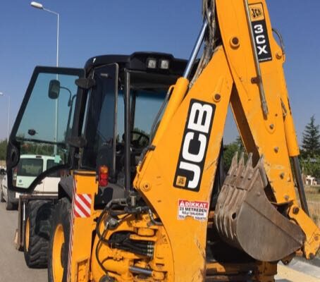 Ankara içi aylık kiralık kepçe jcb 05370275020