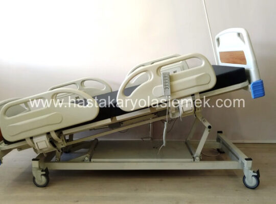 Dört motorlu hasta yatağı