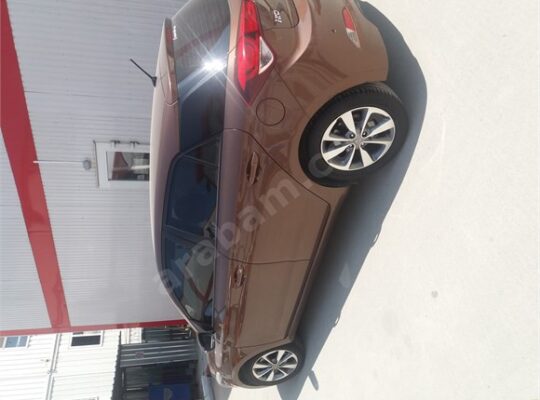 Kiralık Hyundai i20