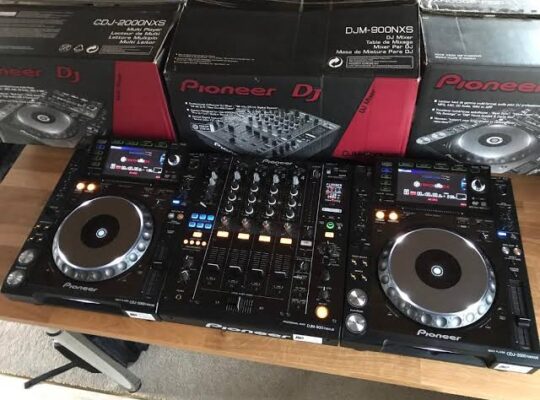 Cdj 2000 nexus Djm 900 nexus