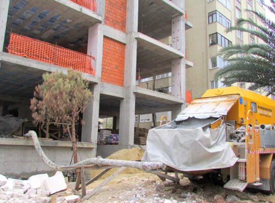 KİRALIK SABİT BETON POMPASI (YER POMPASI)