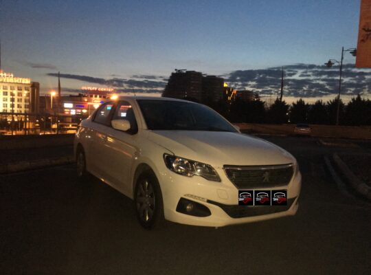 Günlük/Aylık/Yıllık Kiralık PEUGEOUT 301