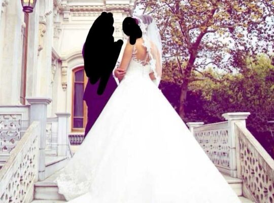 Alisse nuera gelinlik