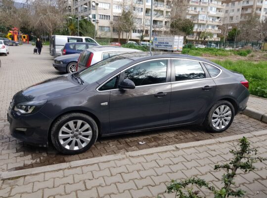 Izmır havalimanı kiralik araç ekonomik hesaplı araçlar dizel-manuel vites full kaskolu