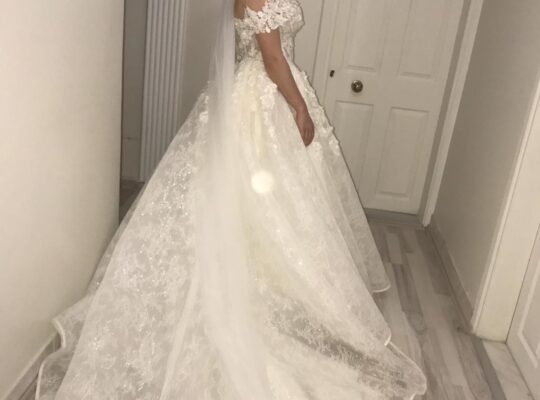 ÖZEL DİKİM MÜTHİŞ GELİNLİK