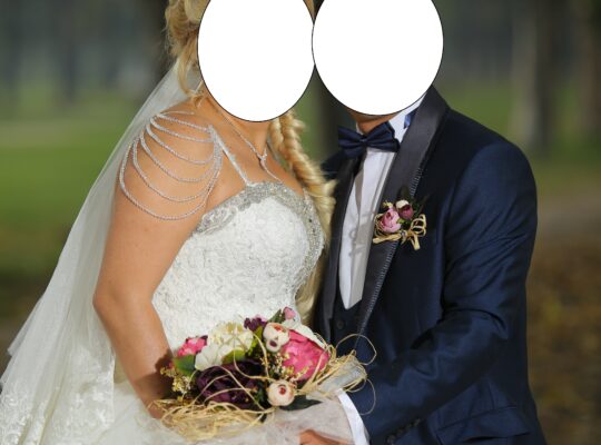 BURSA KİRALIK GELİNLİK VE KINA ELBİSESİ