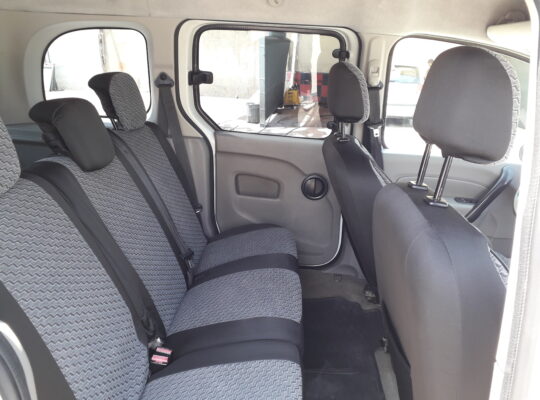 RENAULT KANGOO HUSUSİ RUHSAT
