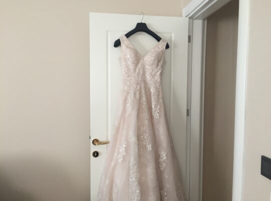 Gelinlik-Oleg Cassini