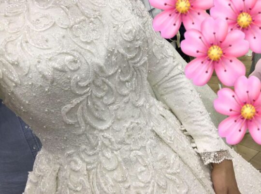 ÖZEL İŞLEMELİ GELİNLİK