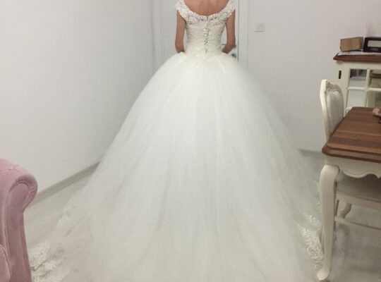 Tam Prenses Model Gelinlik