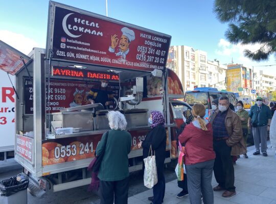 Hayır Lokmacısı – Hayır Lokması