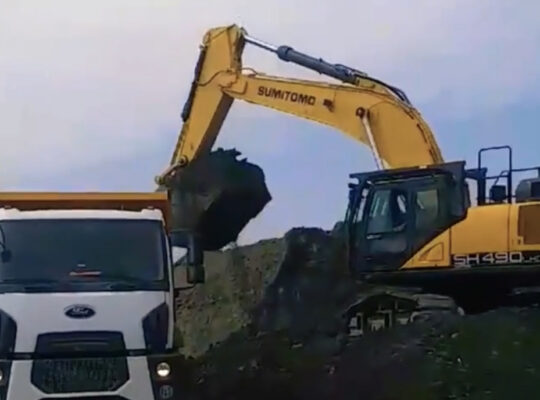 Kiralık 50 tonluk ekskavatör