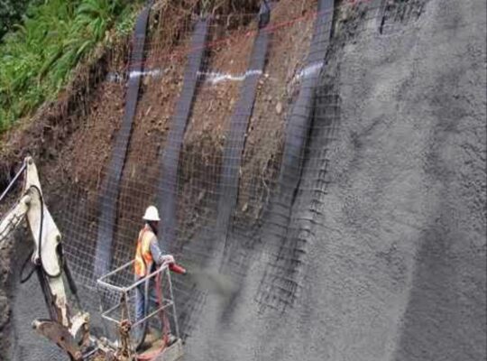 KİRALIK BETON PÜSKÜRTME MAKİNASI