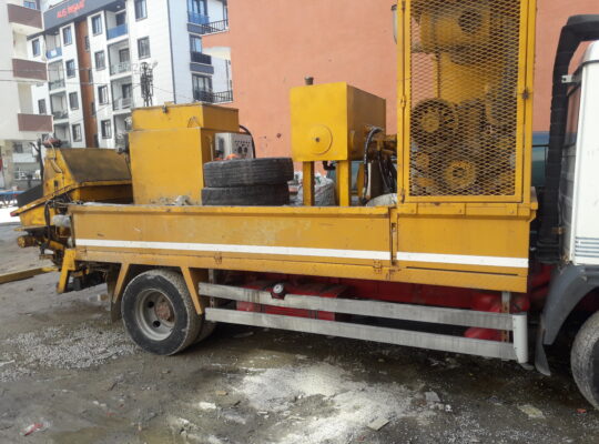 Kiralık beton pompası