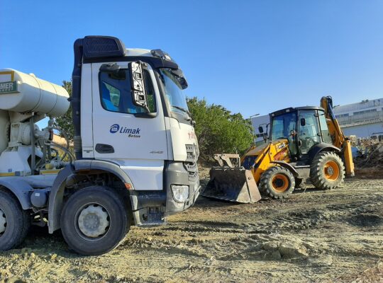 Silivri Kiralık İş Makinaları