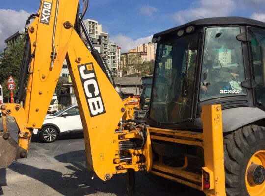 JCB KIRICILI 3 cx