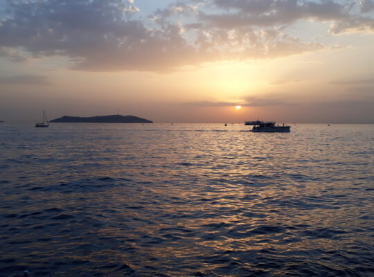 Kiralık Estetisyenlik Güzellik Uzmanlığı Belgesi