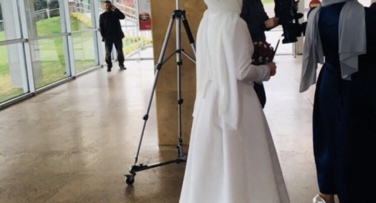 Beyaz tesettür nikah elbisesi