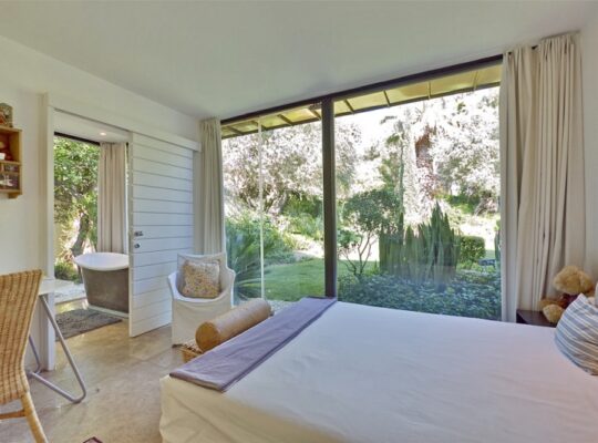 İstanbul Polonezköy’de Lüks Havuzlu Günlük Villa