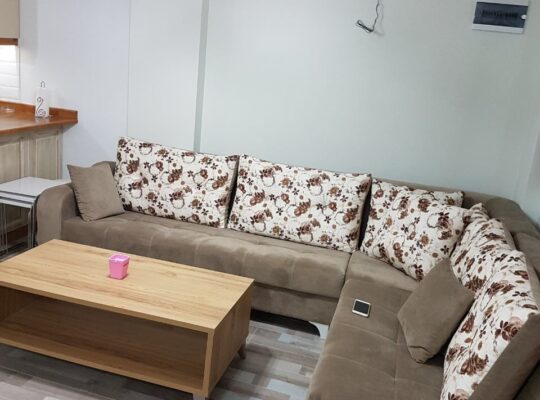 ÇEŞME ALAÇATI DA KİRALIK KIRMIZI VİLLA