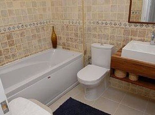 ÖZEL HAVUZLU ÇEŞME MERKEZ DE KİRALIK VİLLA