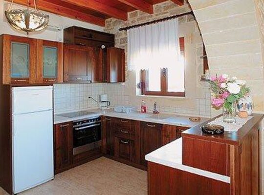 MÜSTAKİL ÇEŞME MERKEZ DE KİRALIK VİLLA