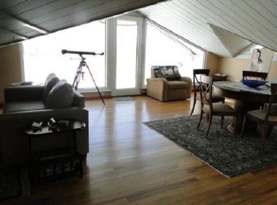 HEYBELİADA’DA HAYALLERİNİZİ SÜSLEYECEK 4+1 GÜNLÜK KİRALIK VİLLA